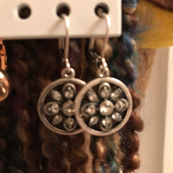 silver earrings - Picture 2 of 2